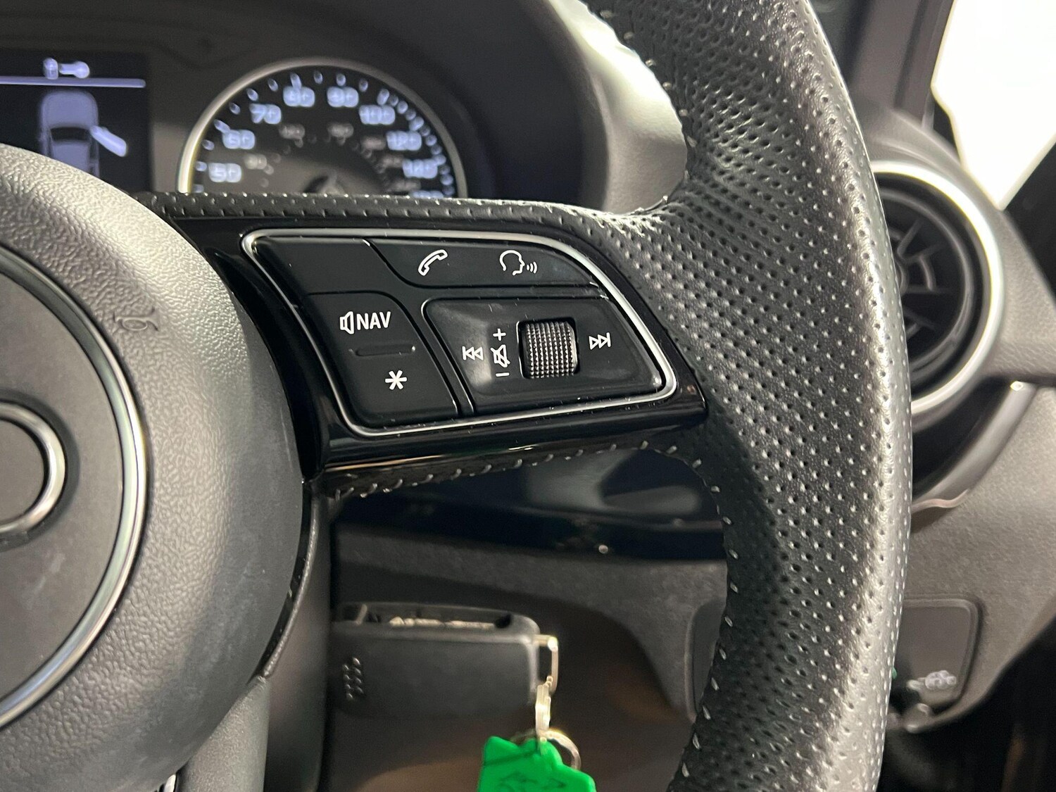 Used Audi Q2 for sale - 77970769: Photo 26