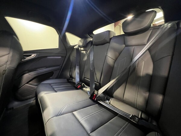 Used Audi Q4 e-tron 2024 for sale - 75311757: Photo 12