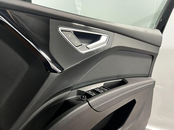 Used Audi Q4 e-tron 2024 for sale - 75311757: Photo 18