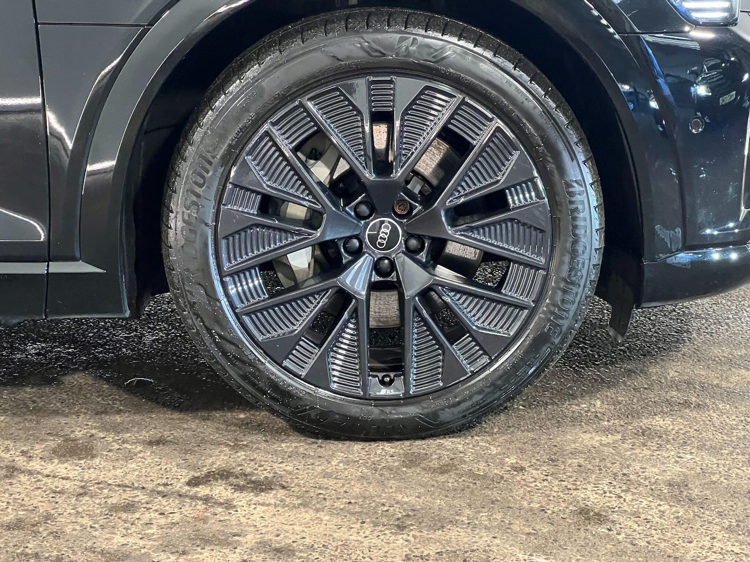 Used Audi Q8 2023 for sale - 77479203: Photo 5