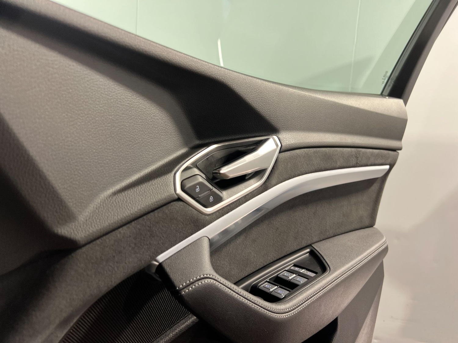 Used Audi Q8 2023 for sale - 77479203: Photo 50