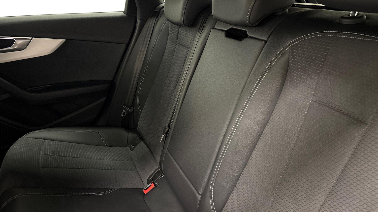 Used Audi A4 Avant for sale - 77279852: Photo 9