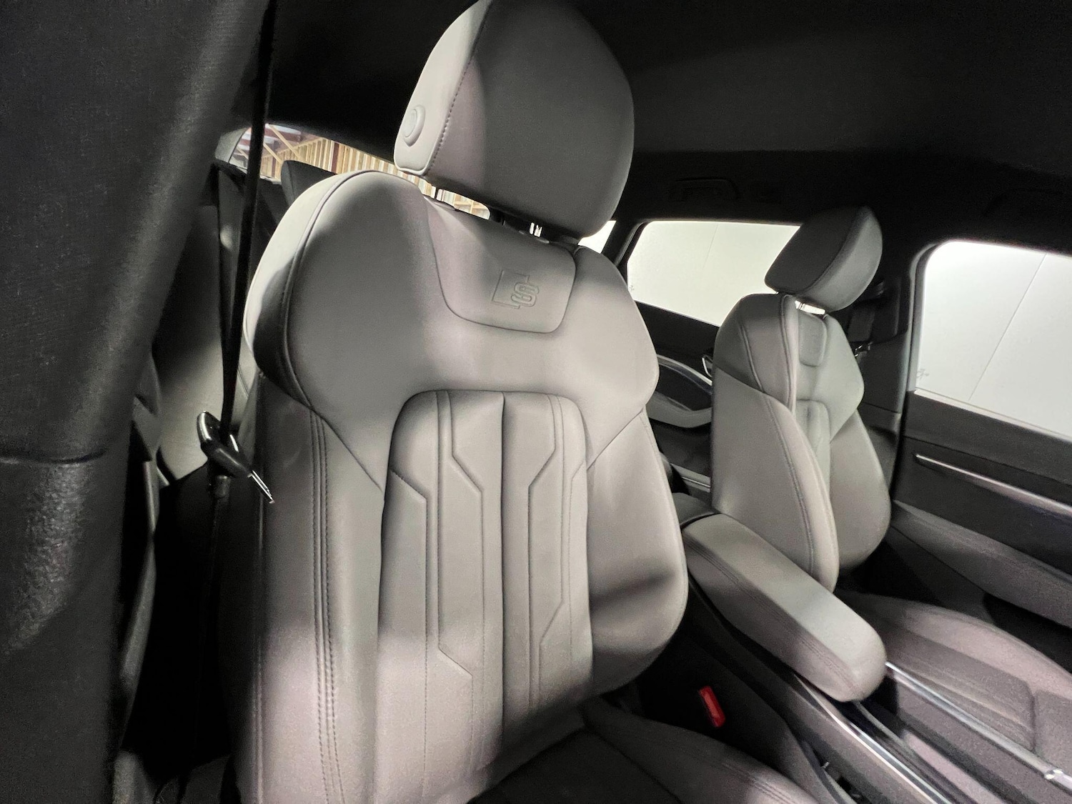 Used Audi Q8 e-tron 2023 for sale - 76283116: Photo 12