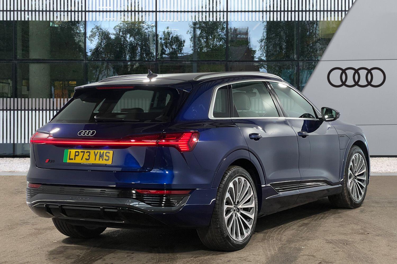 Used Audi Q8 e-tron 2023 for sale - 76283116: Photo 3