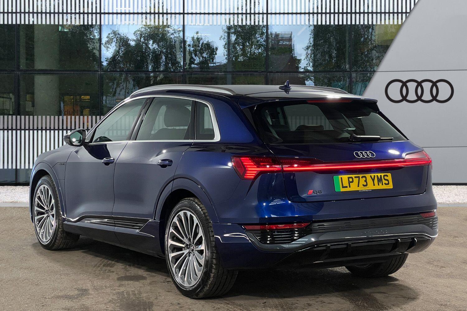 Used Audi Q8 e-tron 2023 for sale - 76283116: Photo 4