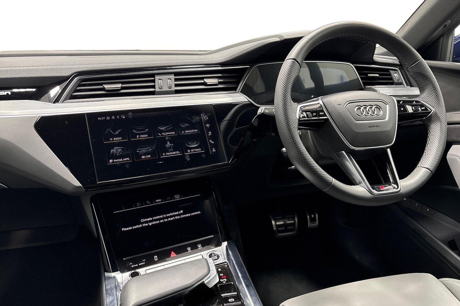 Used Audi Q8 e-tron 2023 for sale - 76283116: Photo 9