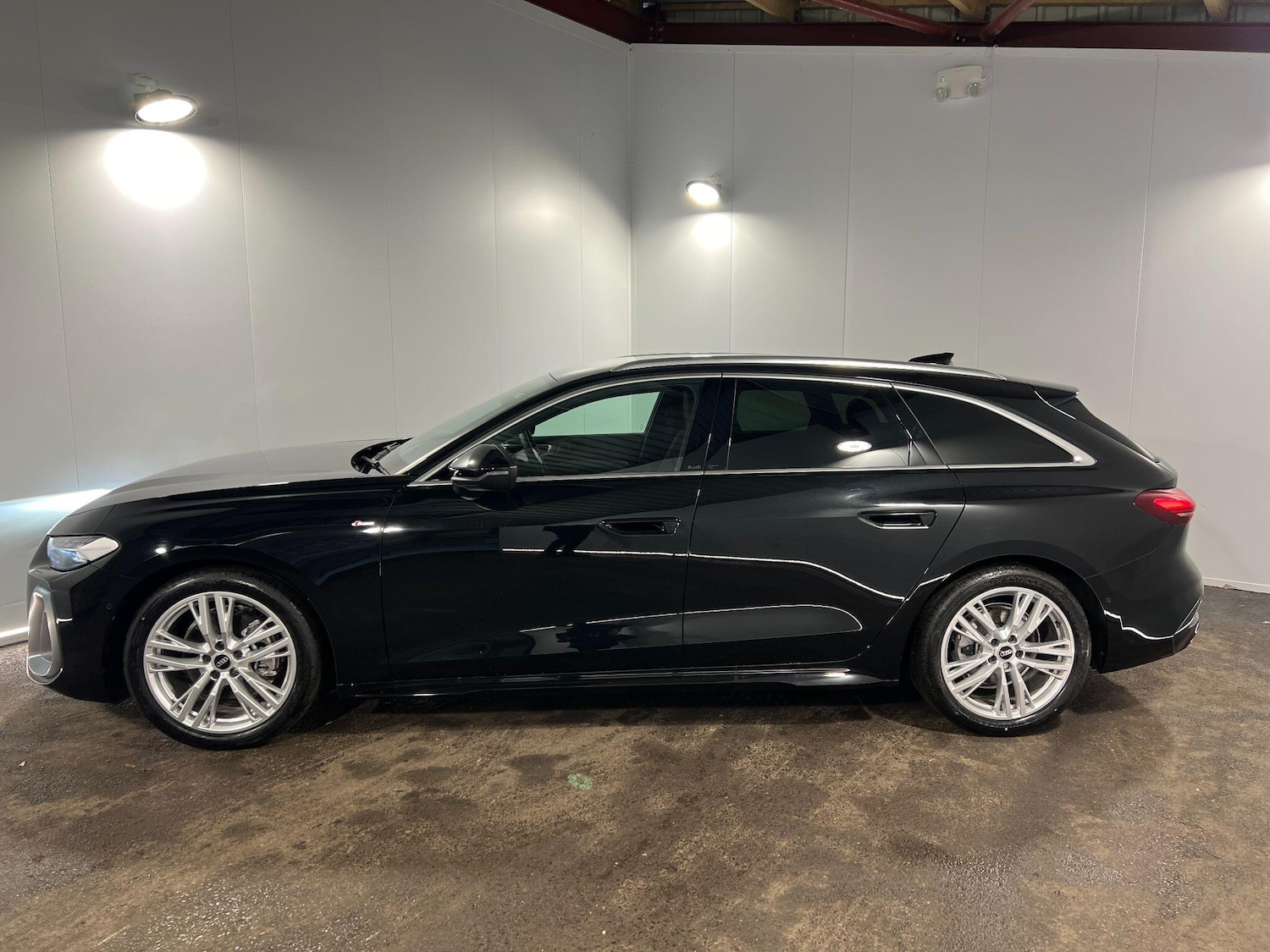 Used Audi A5 2025 for sale - 77455877: Photo 10