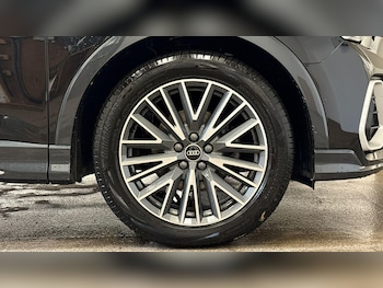 Used Audi Q3 2022 for sale - 79115944: Photo