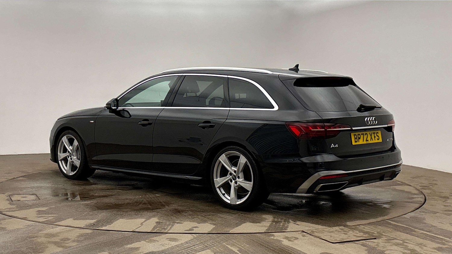 Used Audi A4 2023 for sale - 77838470: Photo 2