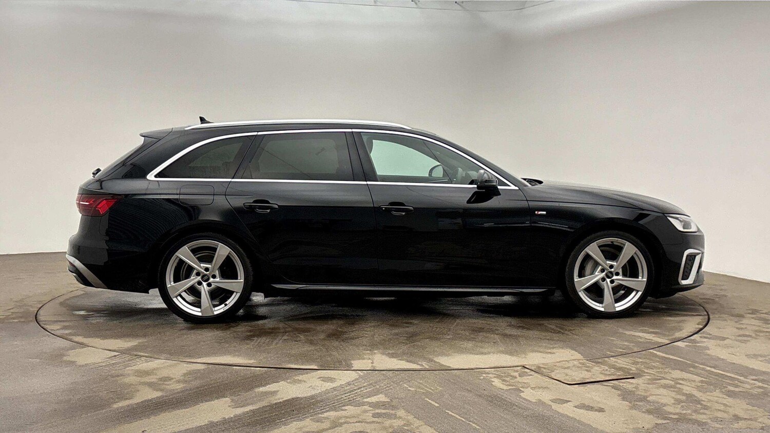 Used Audi A4 2023 for sale - 77838470: Photo 6