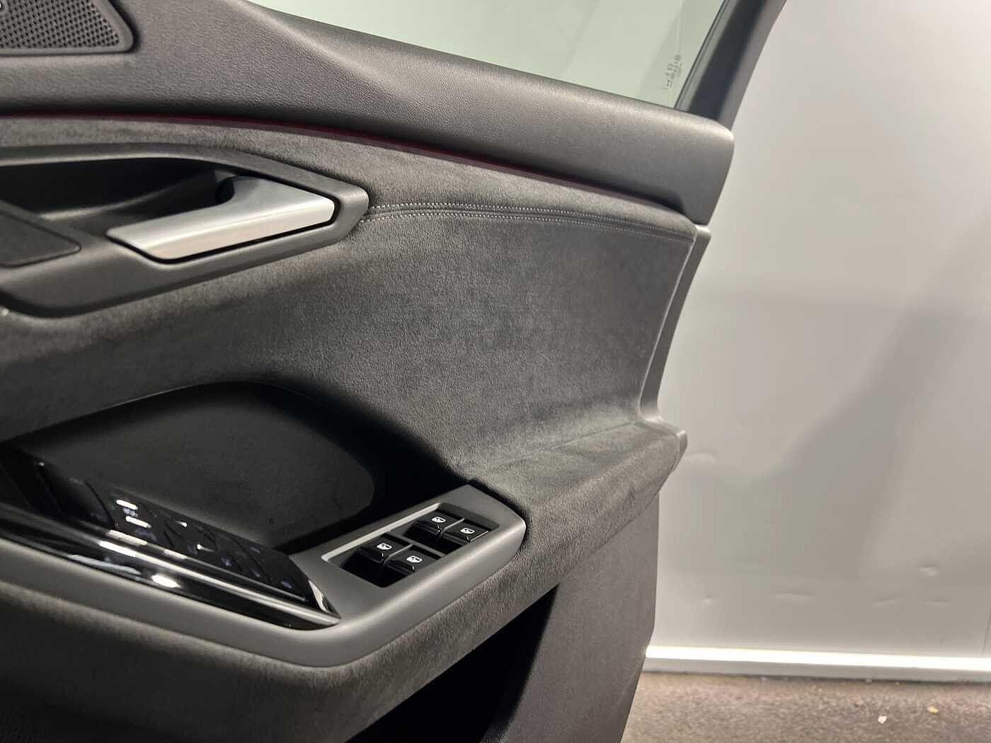 Used Audi Q6 e-tron 2024 for sale - 76425459: Photo 23