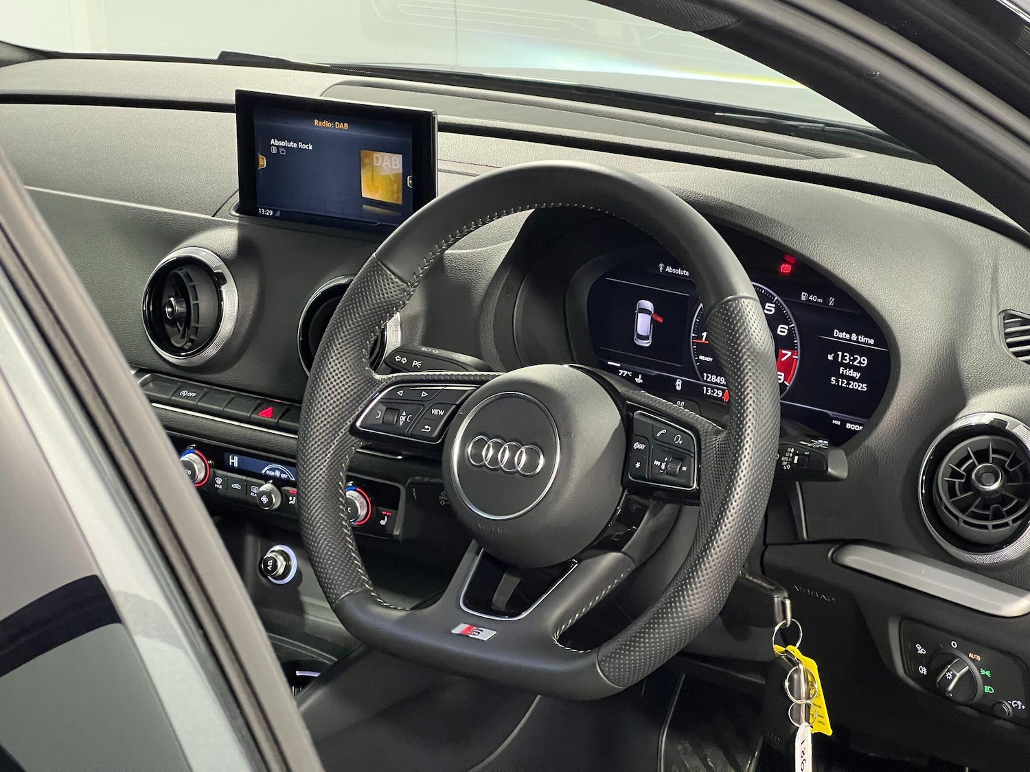 Used Audi S3 2019 for sale - 76839591: Photo 59