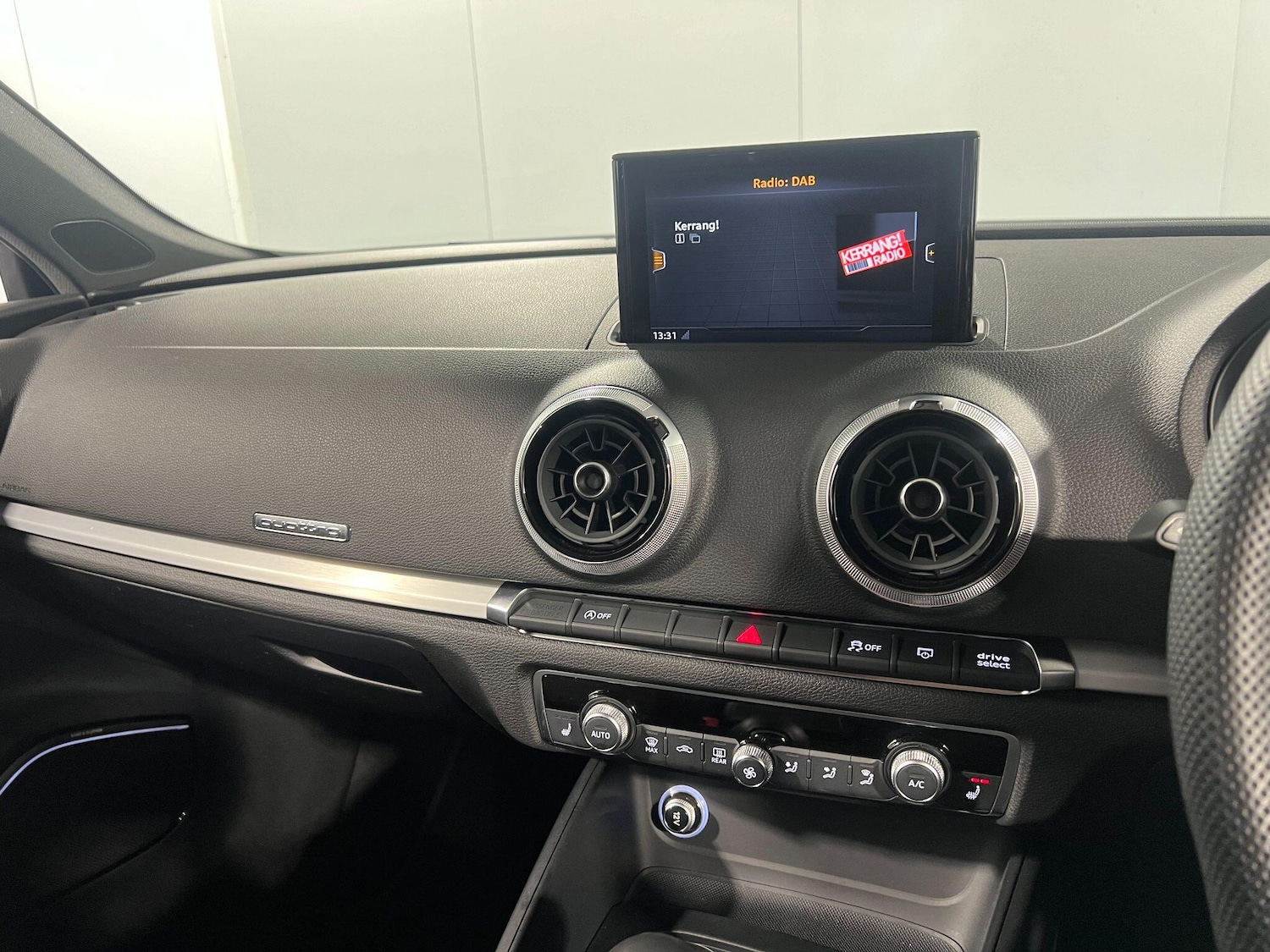 Used Audi S3 2019 for sale - 76839591: Photo 73