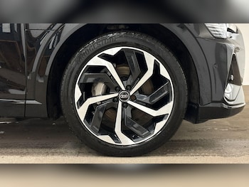 Used Audi e-tron 2022 for sale - 79395886: Photo