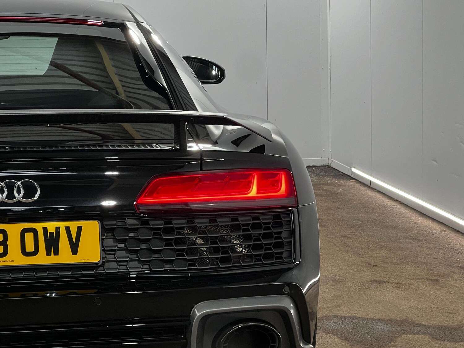 Used Audi R8 2023 for sale - 76562448: Photo 10