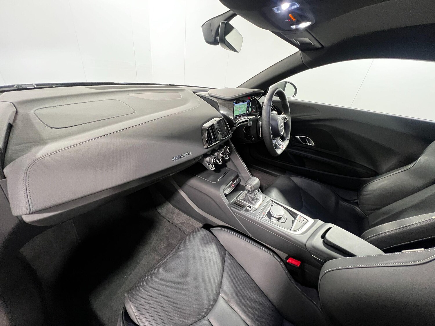 Used Audi R8 2023 for sale - 76562448: Photo 14