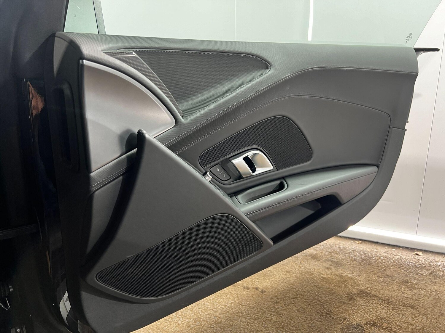 Used Audi R8 2023 for sale - 76562448: Photo 18