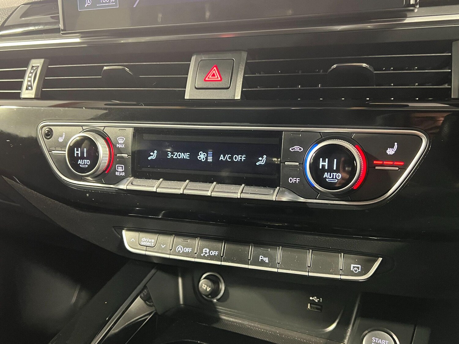 Used Audi A4 2021 for sale - 77909420: Photo 33