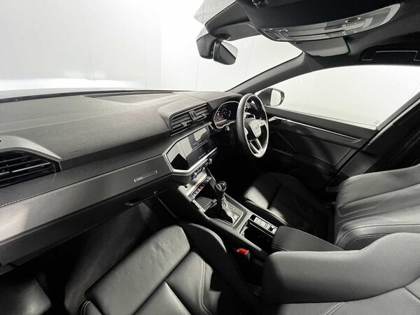 Used Audi Q3 2024 for sale - 75311736: Photo 2