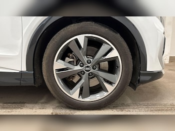 Used Audi Q4 e-tron 2021 for sale - 78934757: Photo