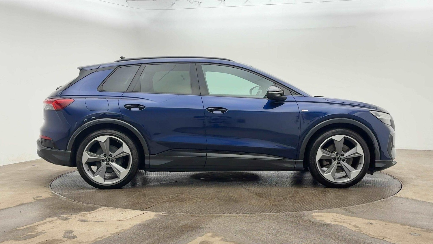 Used Audi Q4 e-tron for sale - 77280013: Photo 3