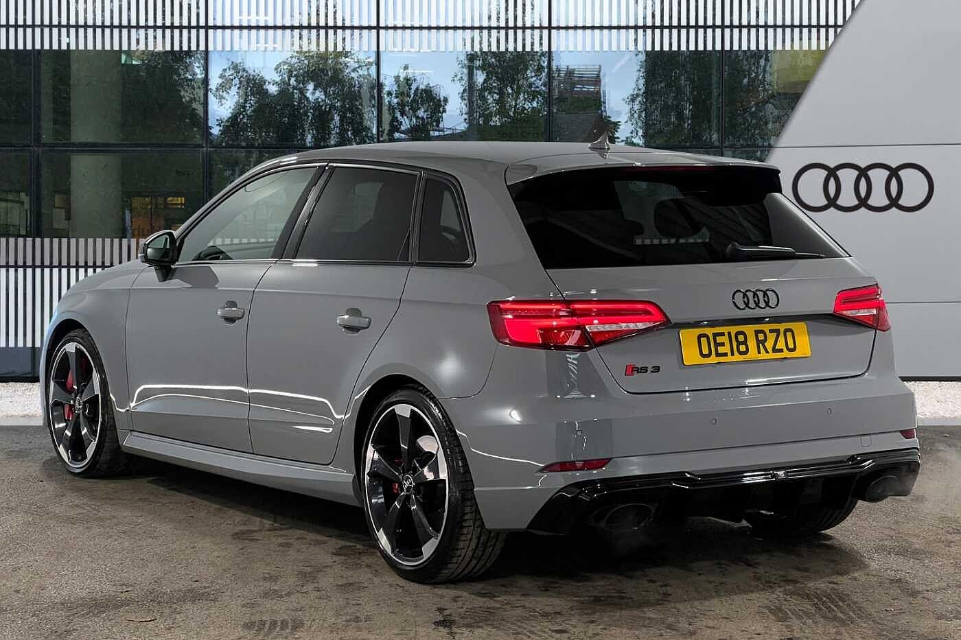 Used Audi RS3 2018 for sale - 76059742: Photo 4
