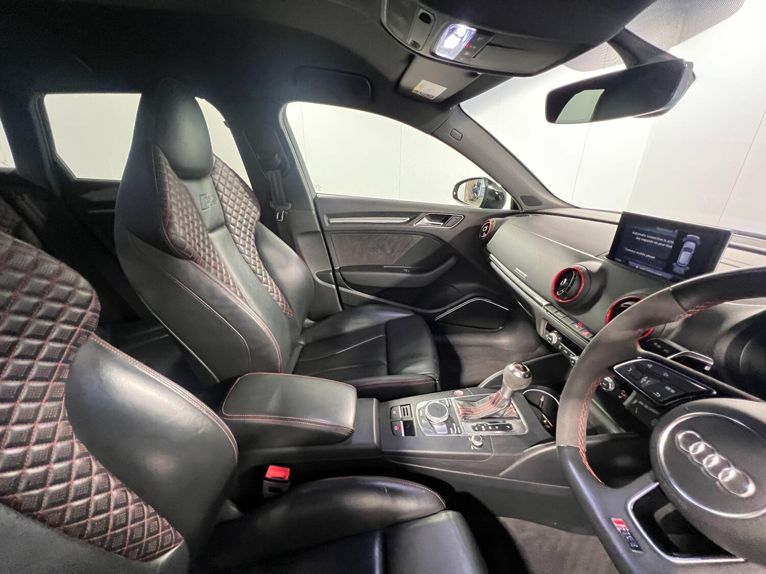 Used Audi RS3 2018 for sale - 76059742: Photo 45