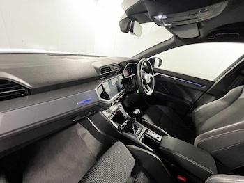 Used Audi Q3 2019 for sale - 75310544: Photo