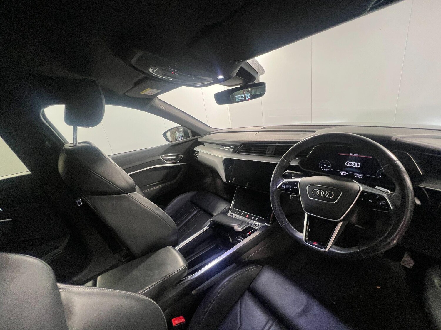 Used Audi e-tron 2022 for sale - 77839241: Photo 15