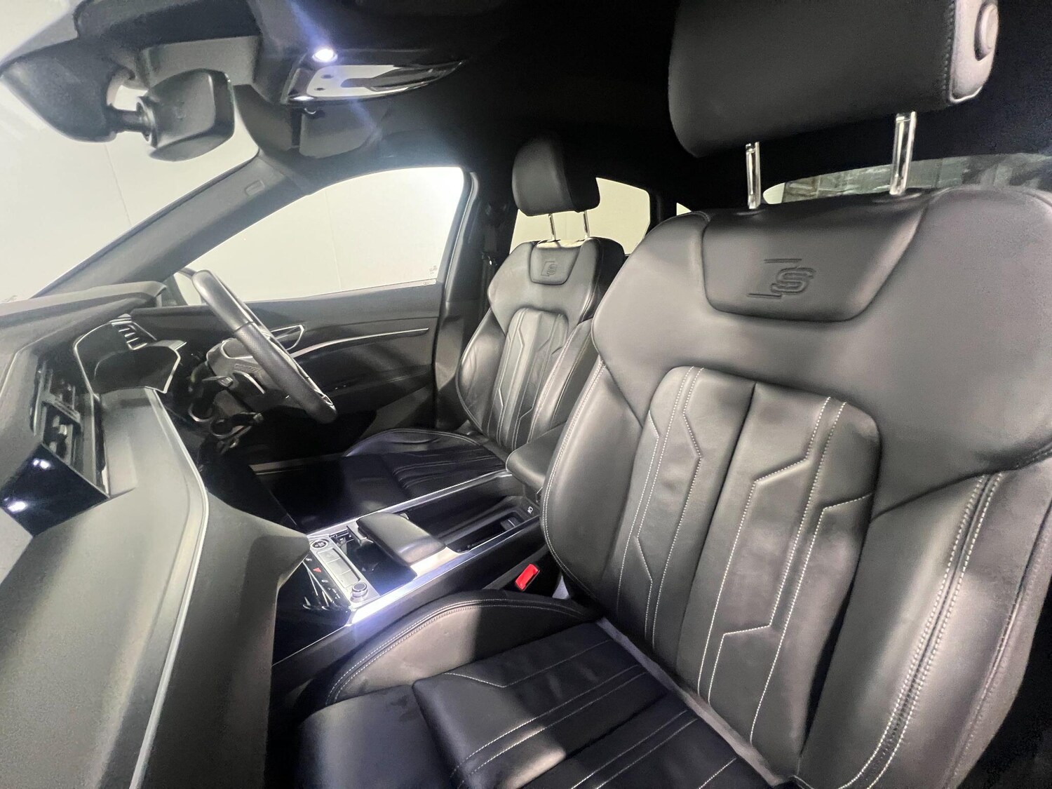 Used Audi e-tron 2022 for sale - 77839241: Photo 22