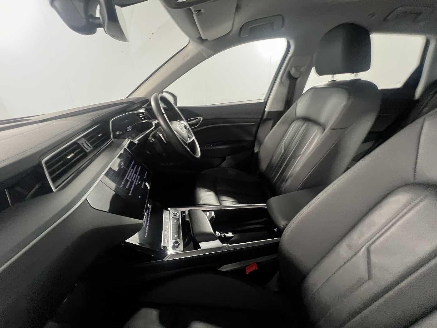 Used Audi e-tron 2021 for sale - 77266829: Photo 26