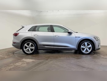 Used Audi e-tron 2021 for sale - 77266829: Photo