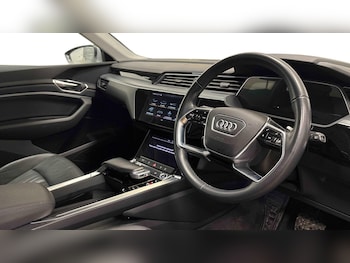 Used Audi e-tron 2021 for sale - 77266829: Photo