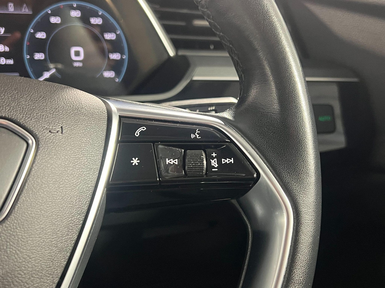 Used Audi e-tron 2021 for sale - 77266829: Photo 59