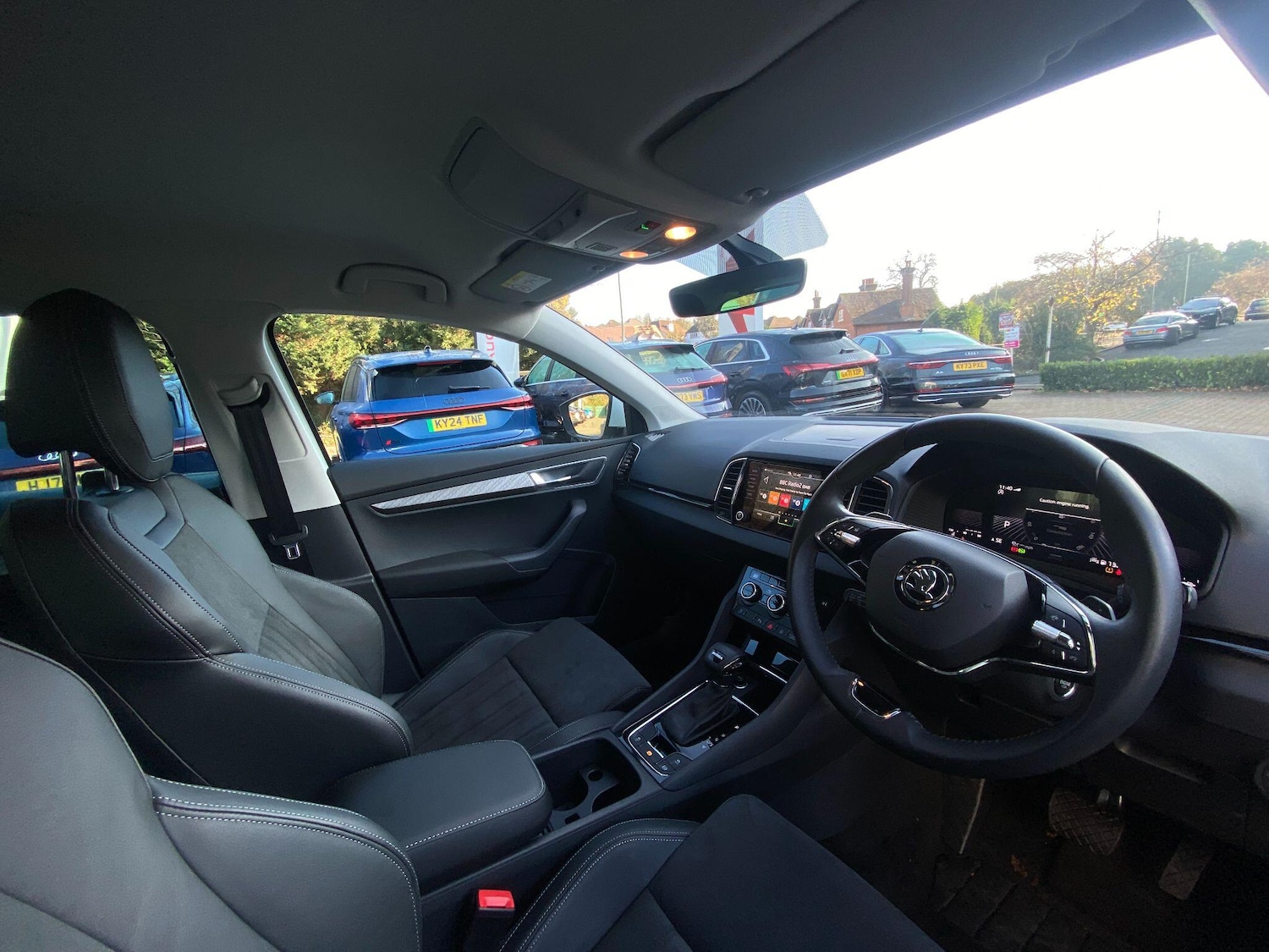 Used Skoda Karoq 2023 for sale - 76996372: Photo 11