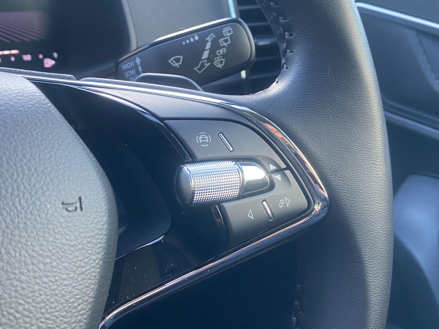 Used Skoda Karoq 2023 for sale - 76996372: Photo 26