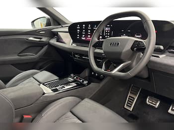 Used Audi Q6 e-tron 2025 for sale - 79820577: Photo