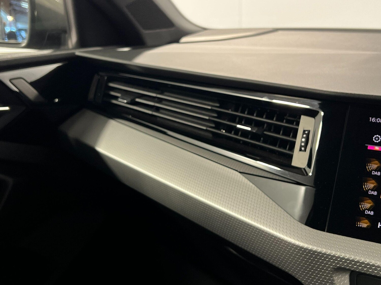 Used Audi A1 for sale - 77783416: Photo 24