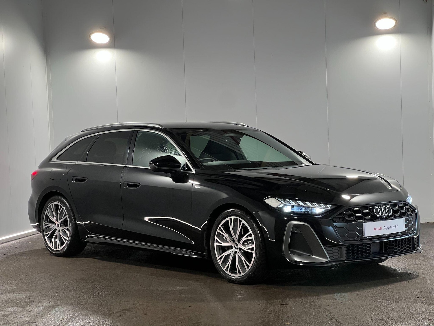 Used Audi A5 2025 for sale - 76898277: Photo 1