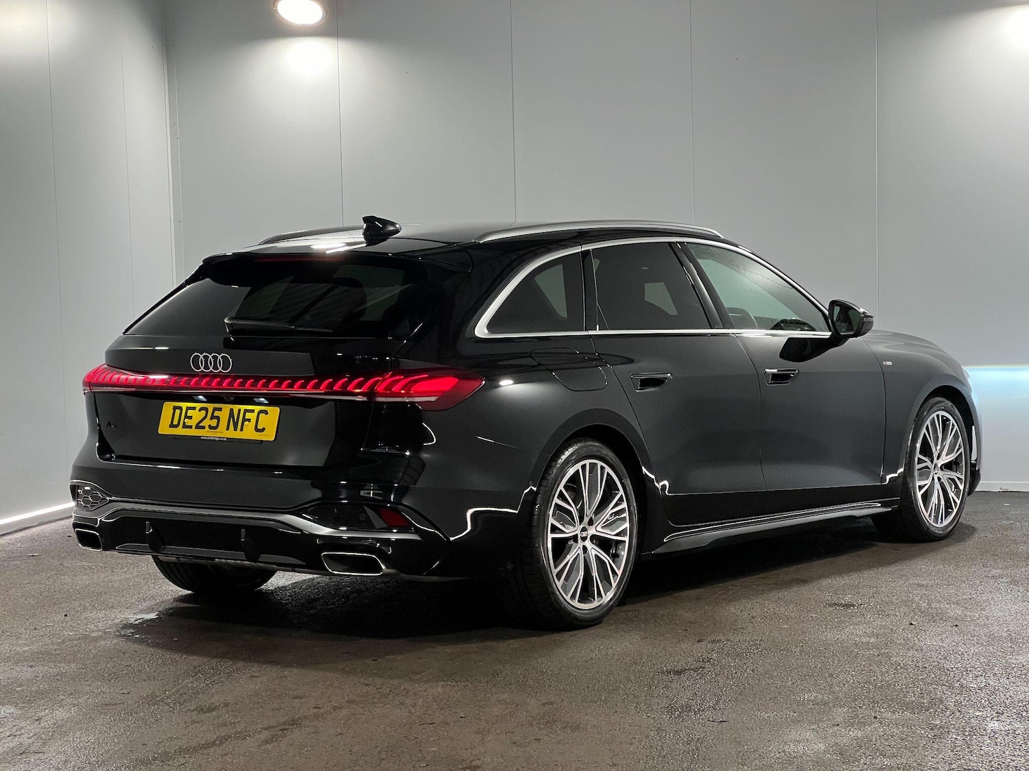 Used Audi A5 2025 for sale - 76898277: Photo 4