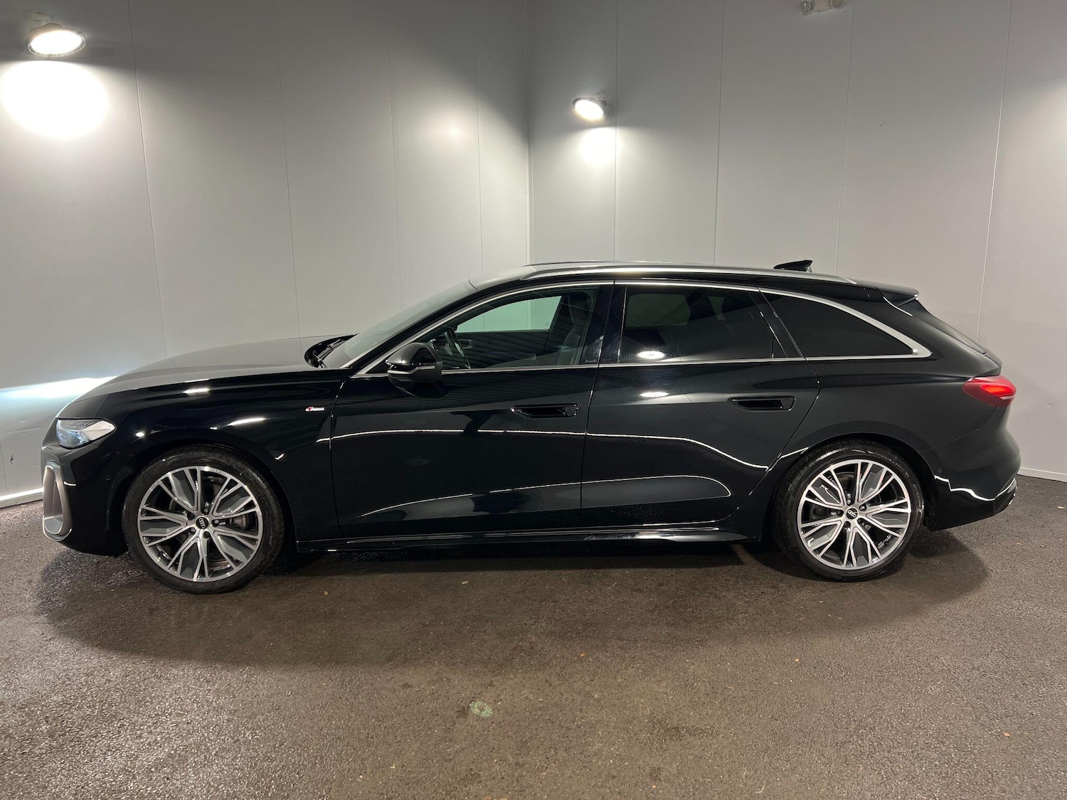 Used Audi A5 2025 for sale - 76898277: Photo 8