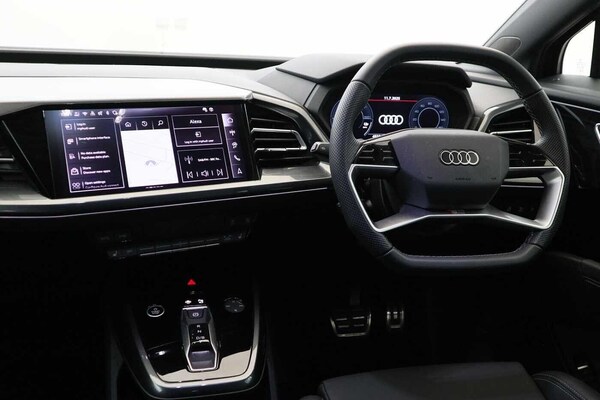 Used Audi Q4 e-tron 2024 for sale - 76282722: Photo 2