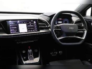 Used Audi Q4 e-tron 2024 for sale - 76282722: Photo 2