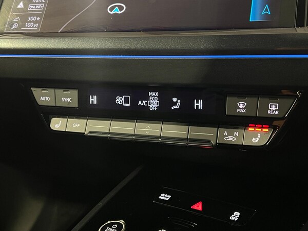 Used Audi Q4 e-tron 2024 for sale - 76282722: Photo 32