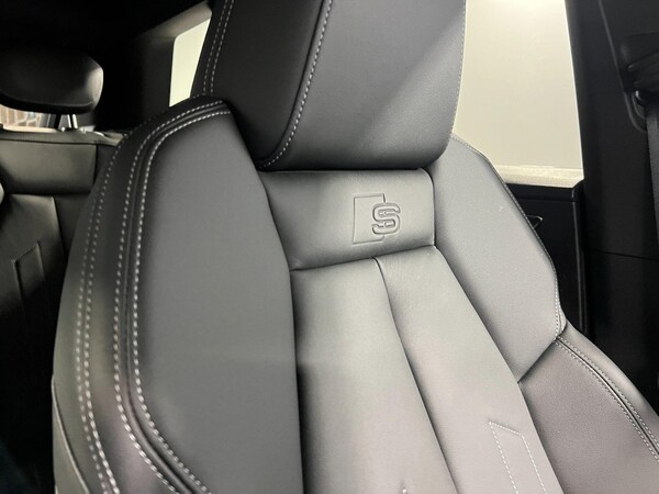 Used Audi Q4 e-tron 2024 for sale - 76282722: Photo 35