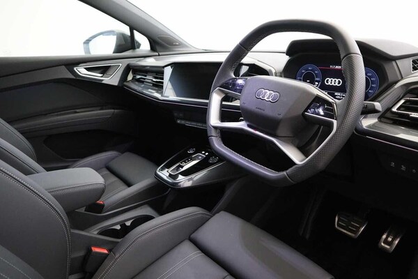 Used Audi Q4 e-tron 2024 for sale - 76282722: Photo 6