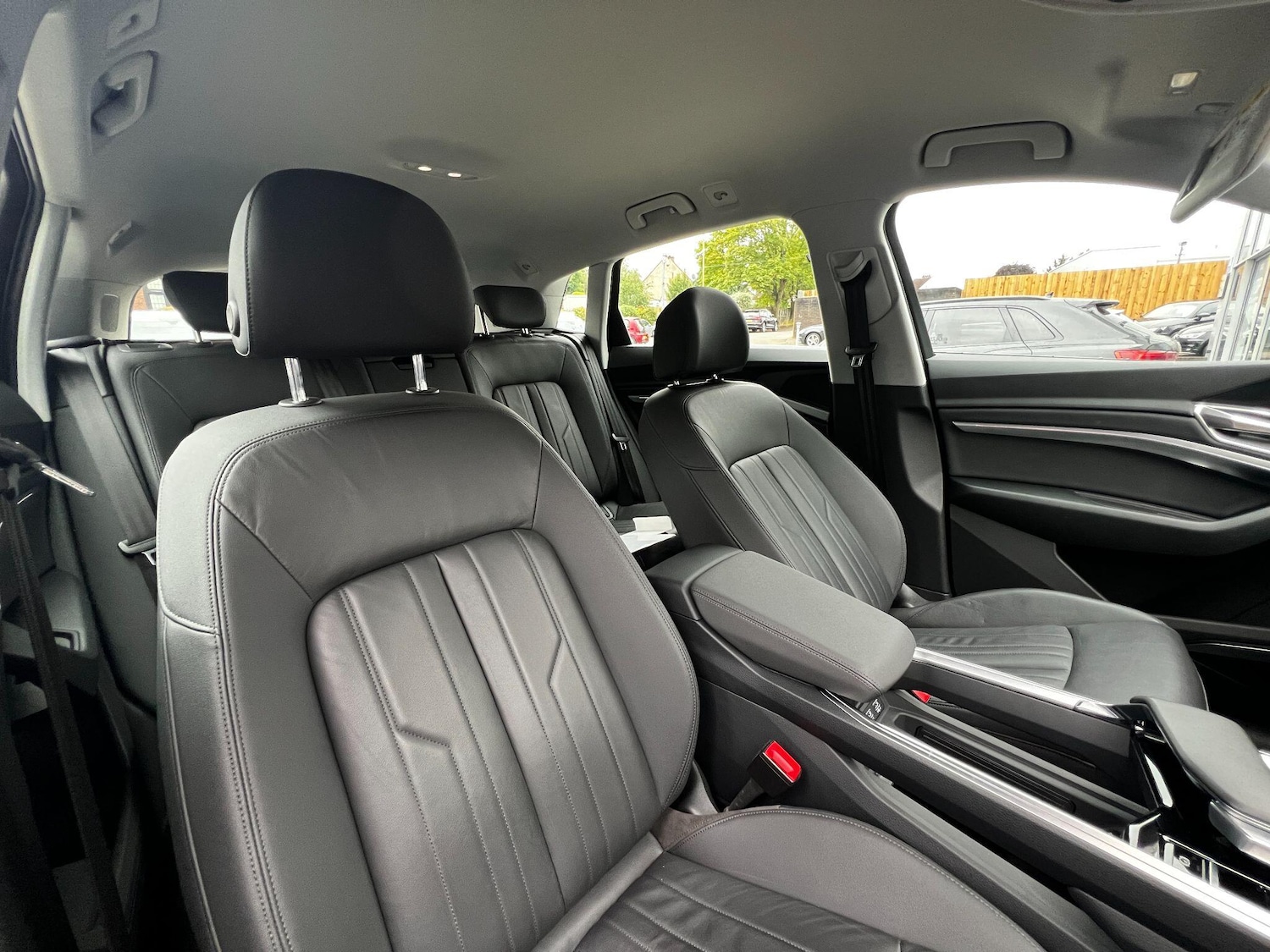 Used Audi e-tron 2020 for sale - 76700636: Photo 17