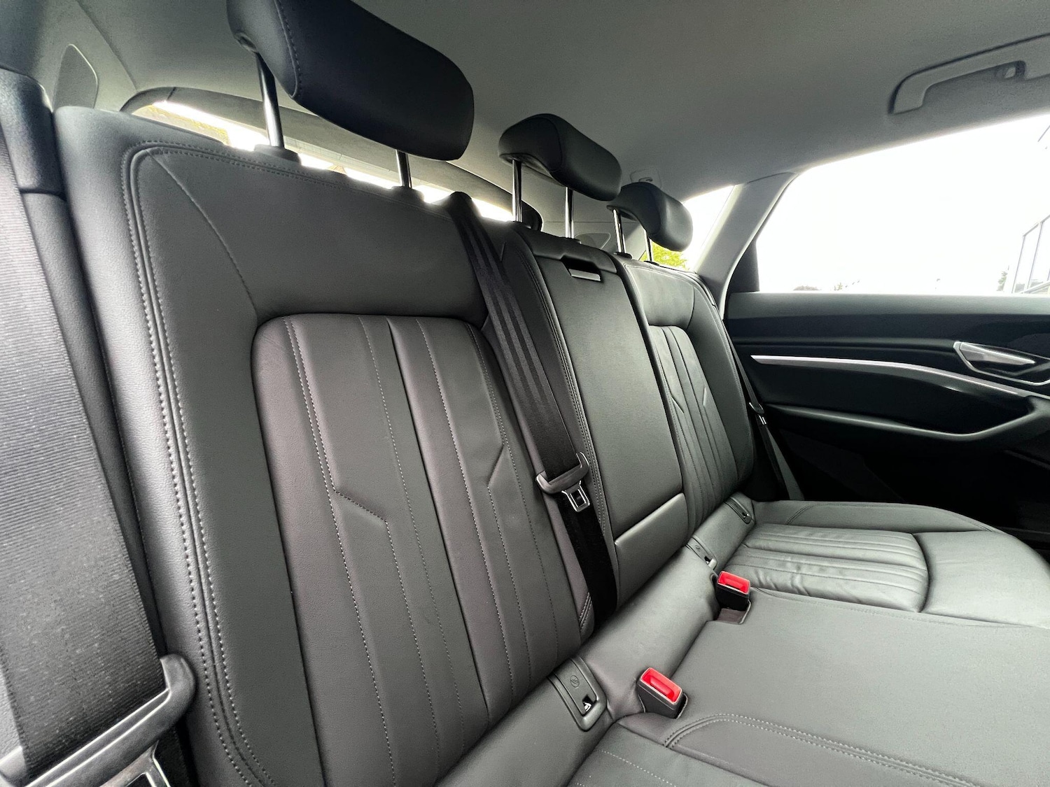 Used Audi e-tron 2020 for sale - 76700636: Photo 23