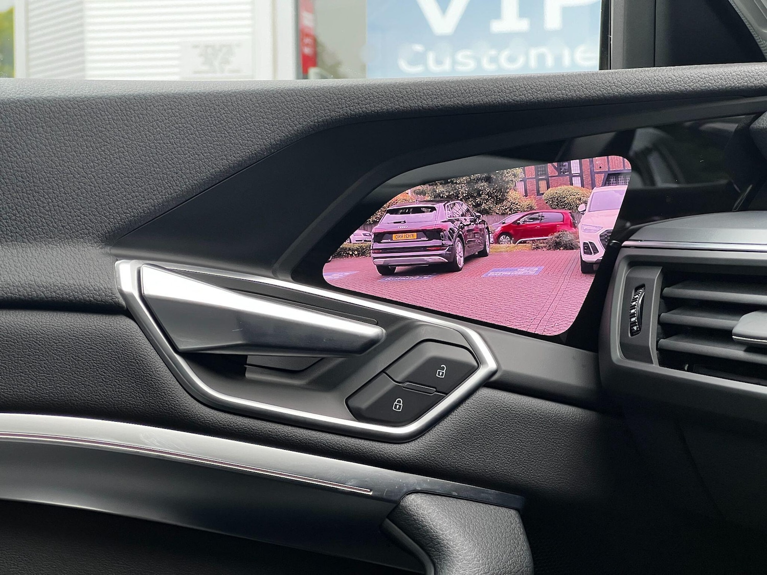 Used Audi e-tron 2020 for sale - 76700636: Photo 38