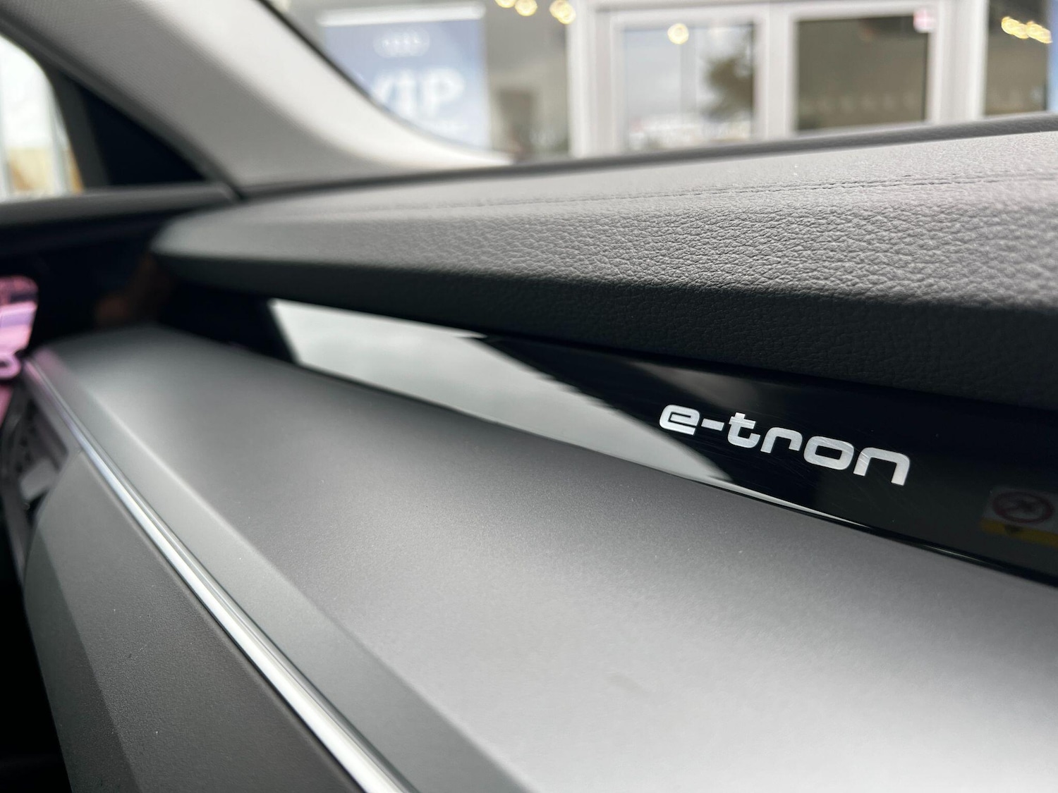 Used Audi e-tron 2020 for sale - 76700636: Photo 42